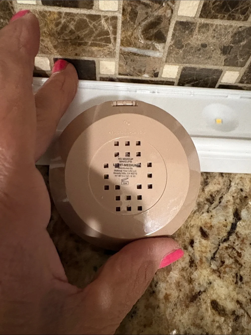 Pressed Powder - light medium